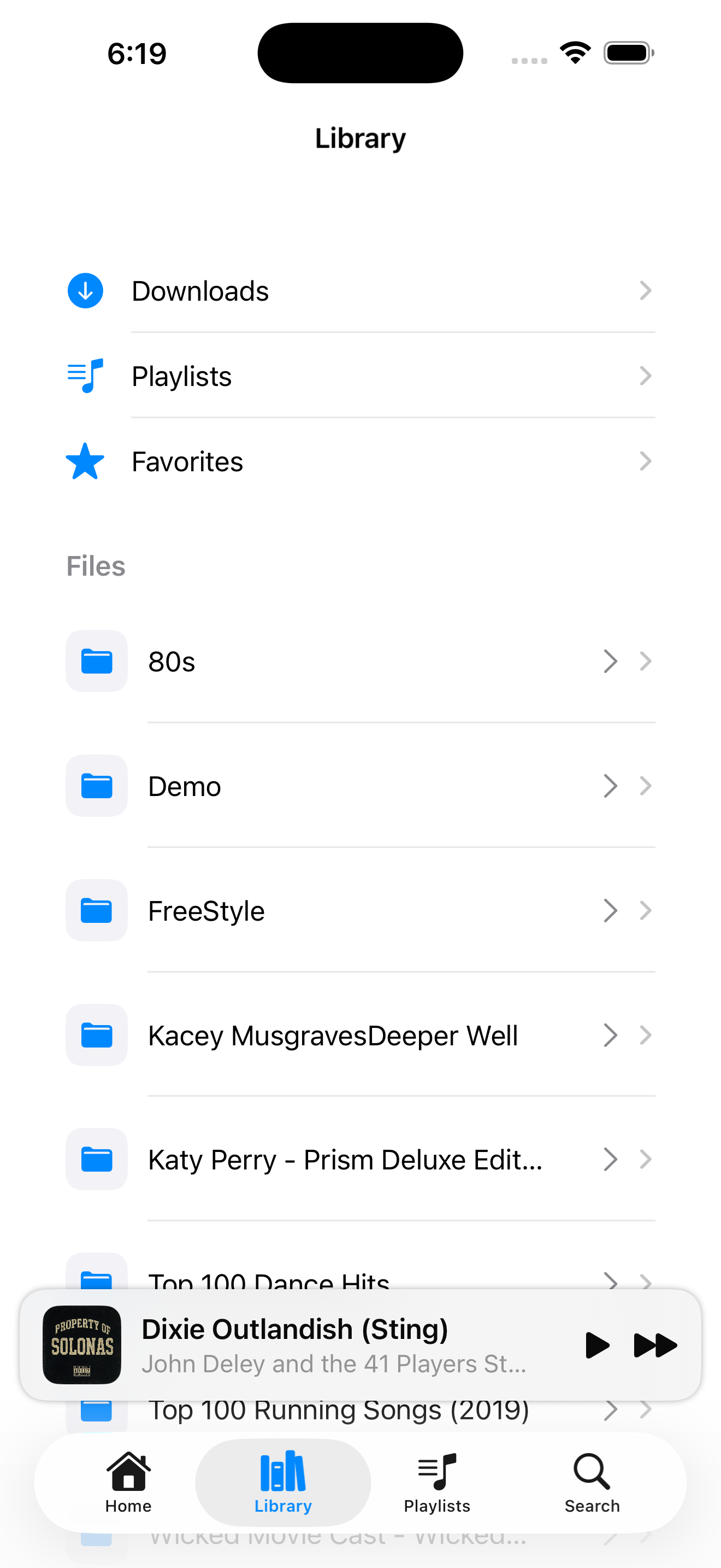 SolonasPlayer library screen on iPhone